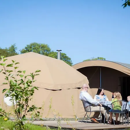 Durrell Wildlife Camp Campingplatz Trinity