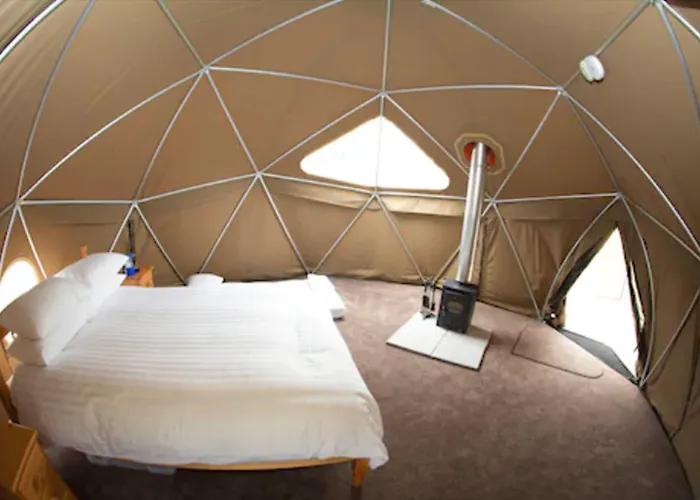 Durrell Wildlife Camp Bouley Bay